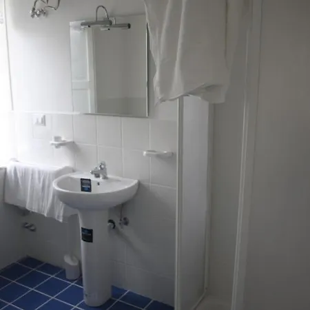 Ferienwohnung Barnet House Lamezia Lamezia Terme Exterior foto