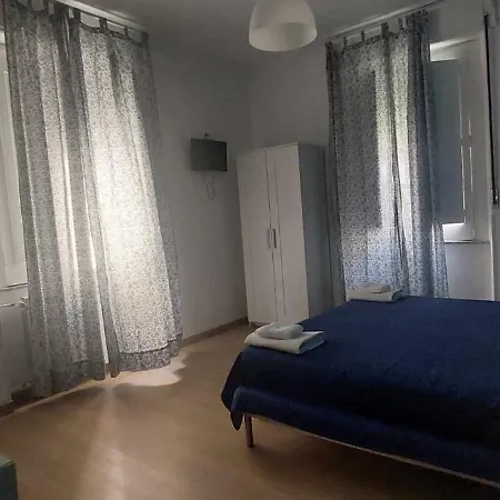 Ferienwohnung Barnet House Lamezia Lamezia Terme Exterior foto