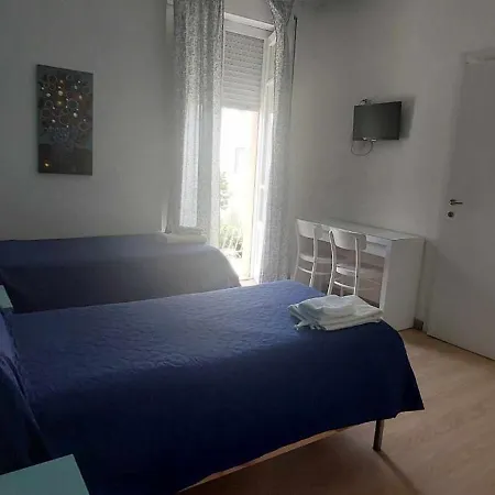 Ferienwohnung Barnet House Lamezia Lamezia Terme Exterior foto
